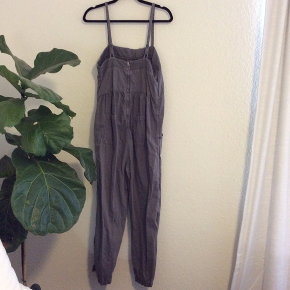 9-H15 STCL x Anthropologie Grey Jumpsuit - Size M - Picture 5 of 9